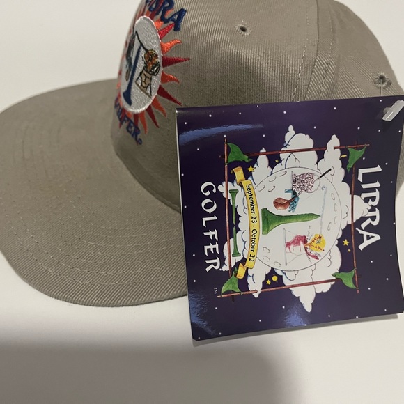 Hat - Picture 2 of 4